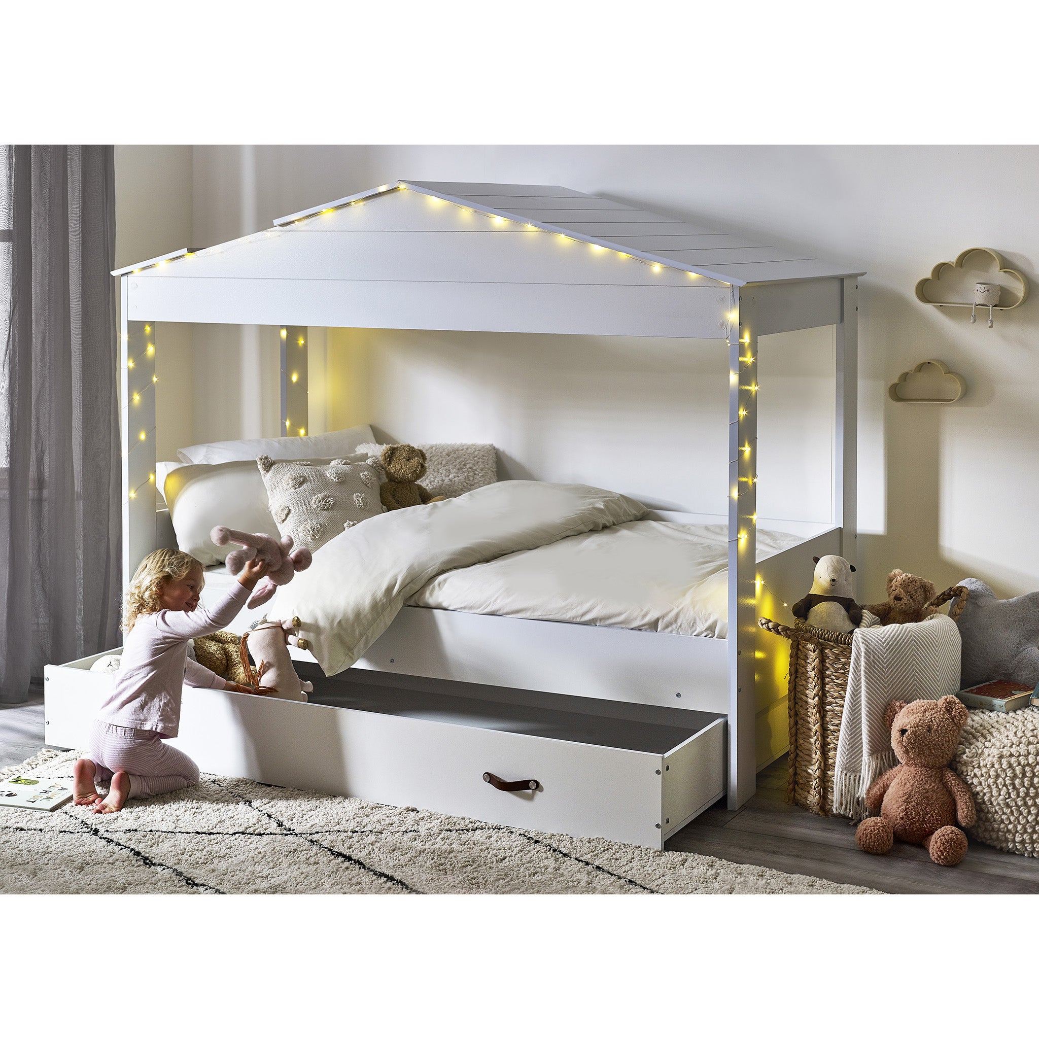 Hut House Low Sleeper Bed with Storage